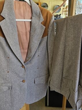 Two-Tone Wool Blend Blazer and Pants Set in Gray and Camel